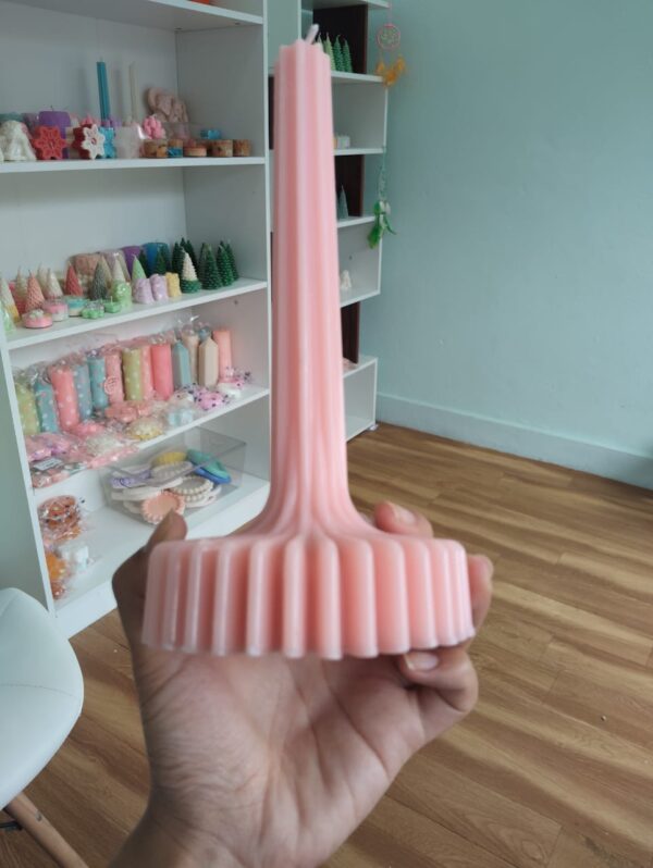 Round standing candle